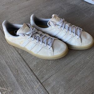 Adidas size 8. Great condition! Only worn a couple times.